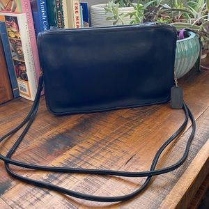 {Vintage} Coach Companion Bag